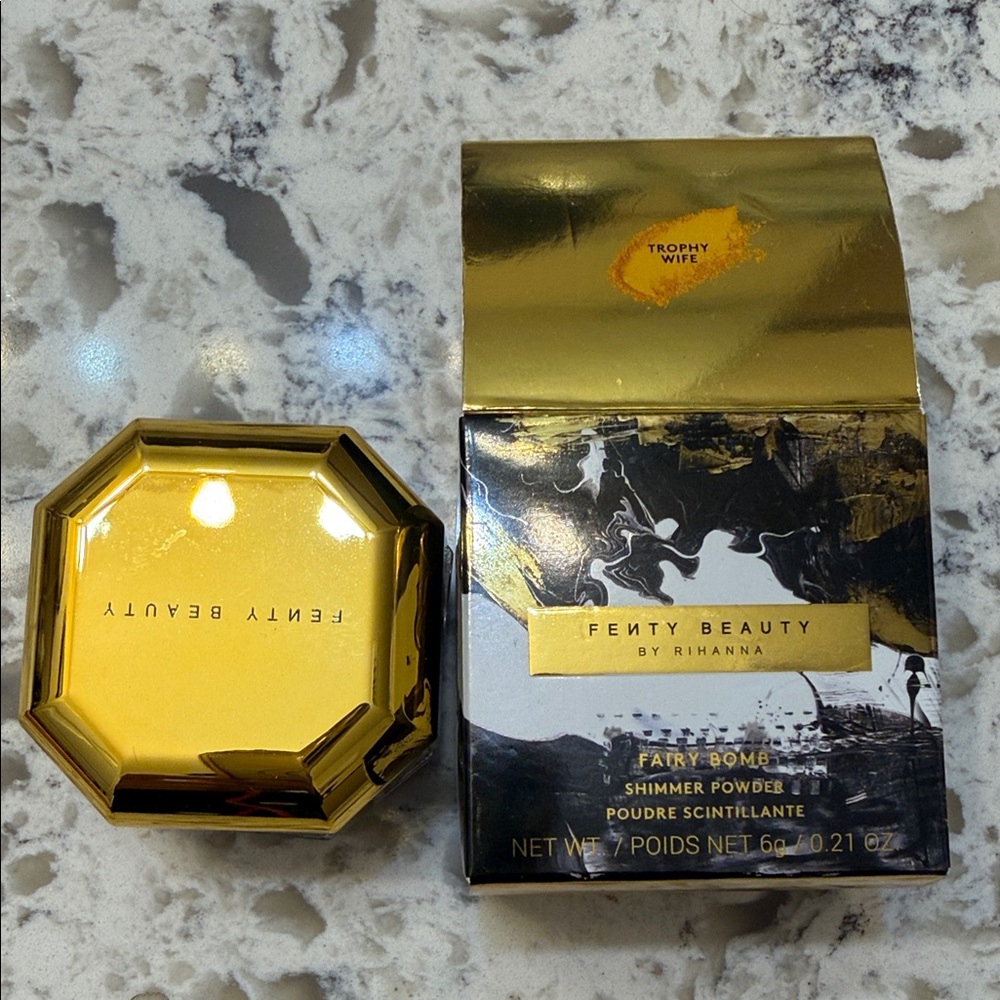 Fenty Beauty Trophy Wife Gold Shimmer Powder